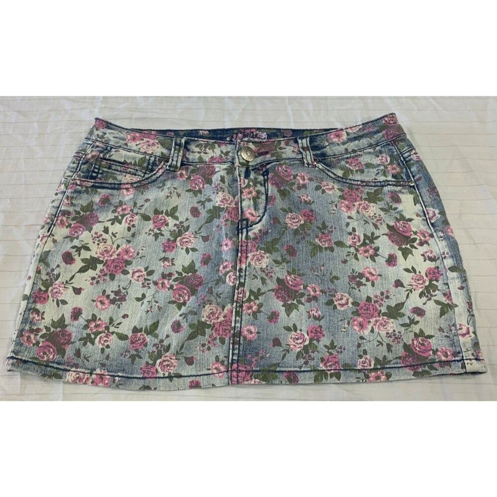 CHIQLE DENIM ARCHITECT JEANS WOMENS  SKIRT SIZE L